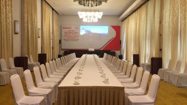 Nên thuê máy chiếu có cường độ sáng cao bao nhiêu