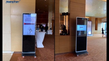 Văn Thành Công Fashion Show 19 & sự có mặt của Hoàng Trần