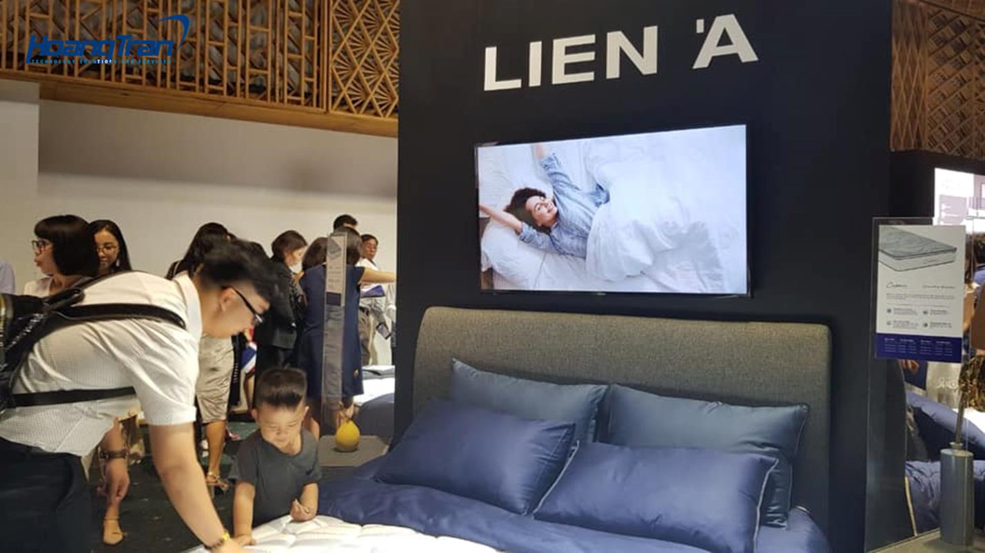 Hoàng trần đồng hành cùng sự kiện quảng cáo chuyên nghiệp