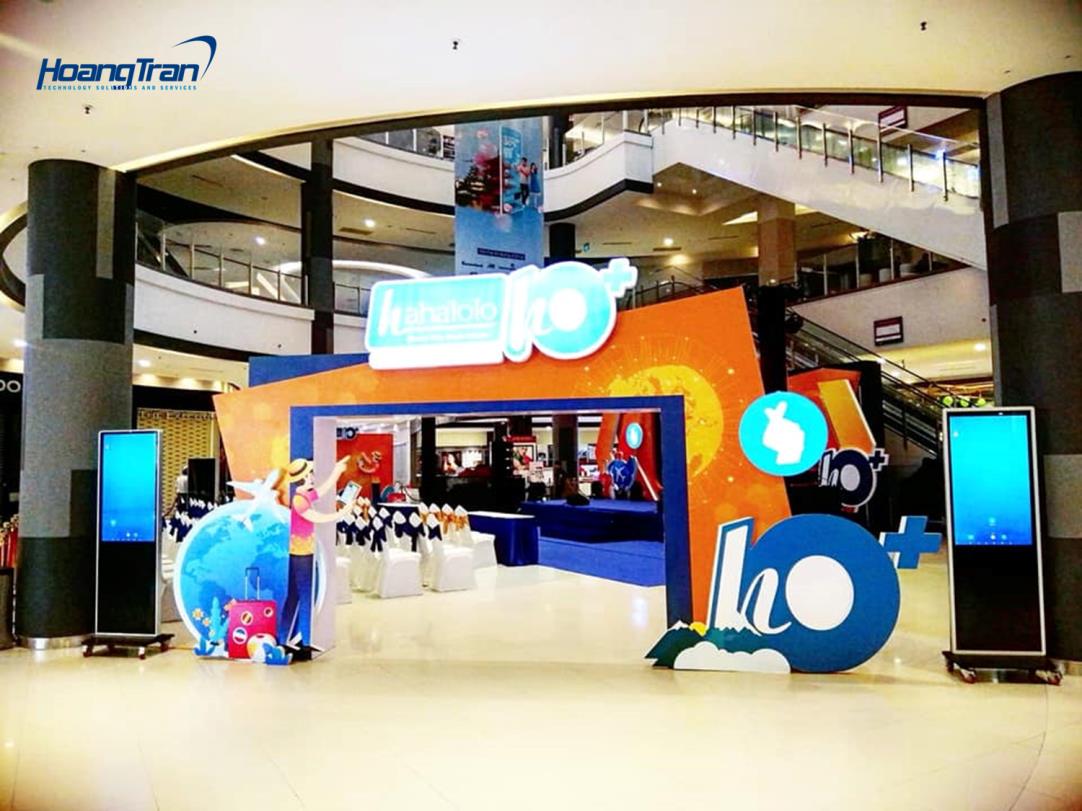Một Kiosk quảng cáo do Hoàng Trần thiết kế