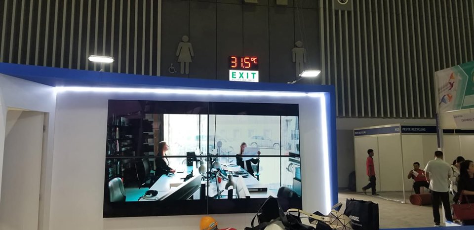 Màn hình ghép trình chiếu đoạn TVC