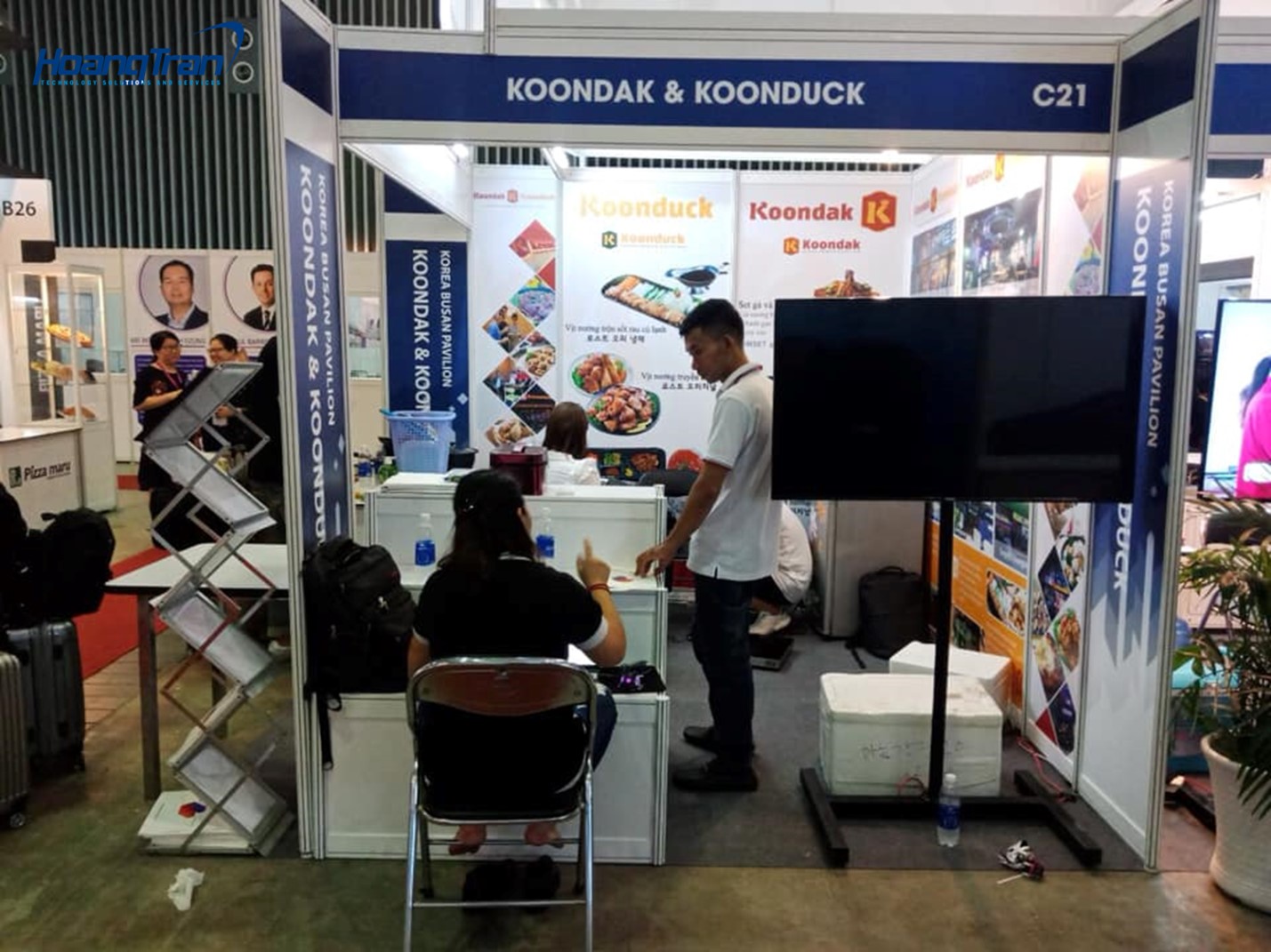 Thiết bị sự kiện cung cấp bởi hoàng trần event