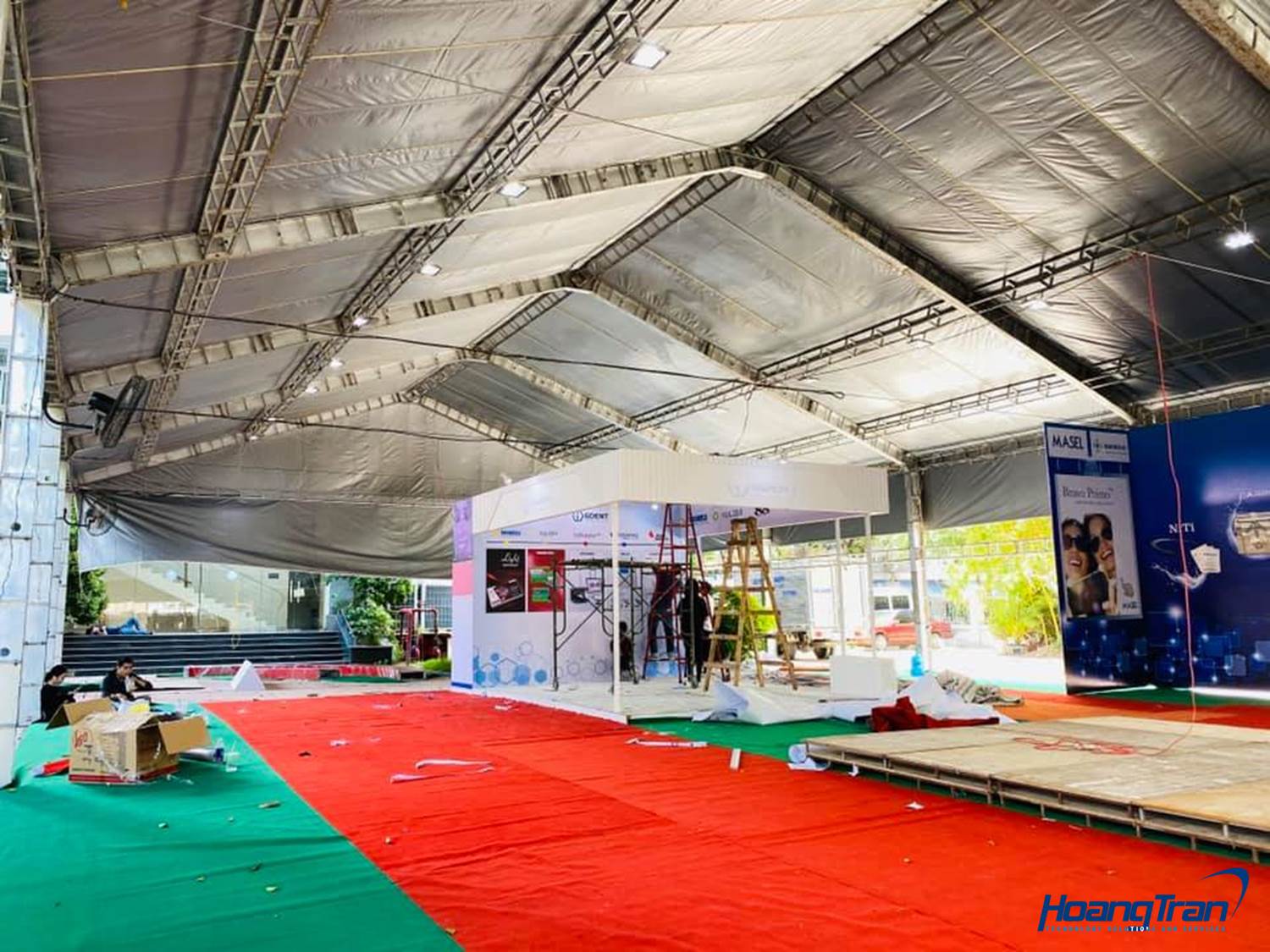 hoang tran event han hanh dong hanh to chuc su kien quang cao