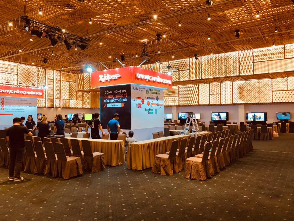 Hoi Thao Du hoc uc to chuc tai Gem Center