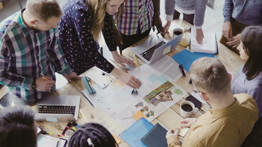 Xay dung doi ngu cong tac vien